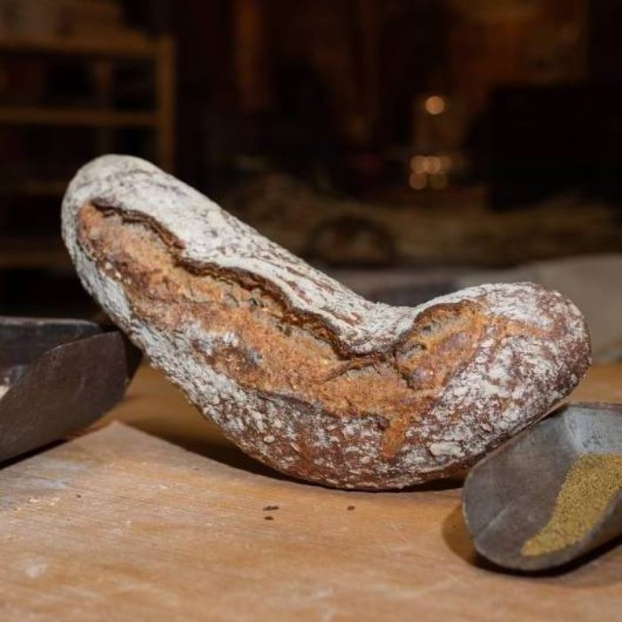 Pain de blé aux graines de Mélilot et avoine bio au levain - format canne