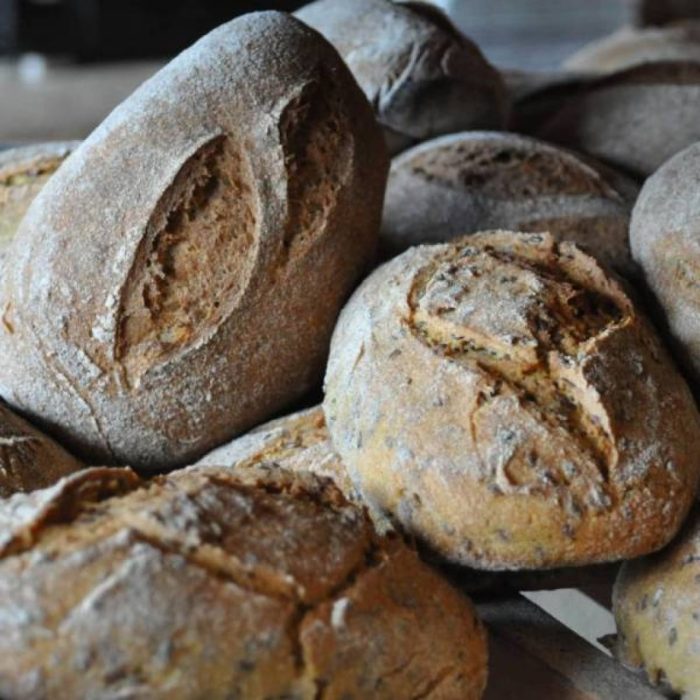 Pain de maïs, riz et graines de lin bio au levain – Image 2