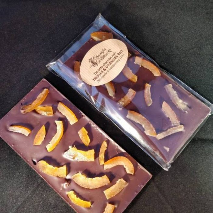 Tablette de chocolat Noir bio Trèfles et Orange – Image 2